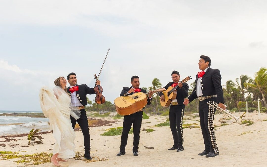 Mariachis en Playa del Carmen-Tulum